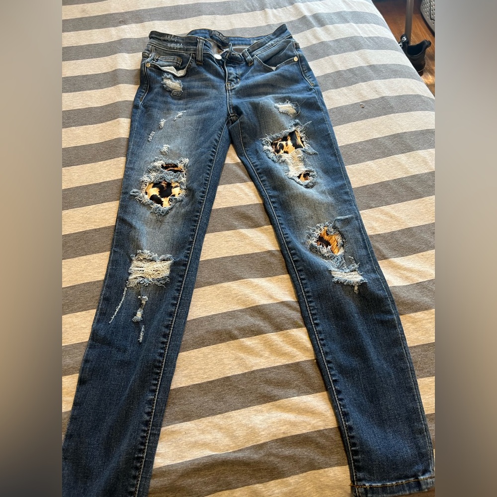 Judy Blue leopard skinny jeans